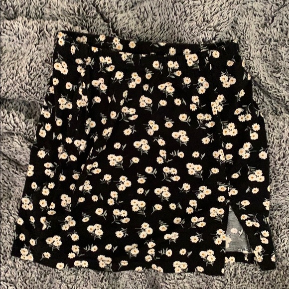 Shein mini skirt - Picture 1 of 2